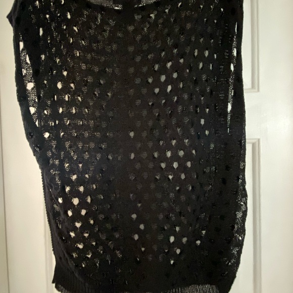 White House Black Market sweater vest- size small - Picture 2 of 5